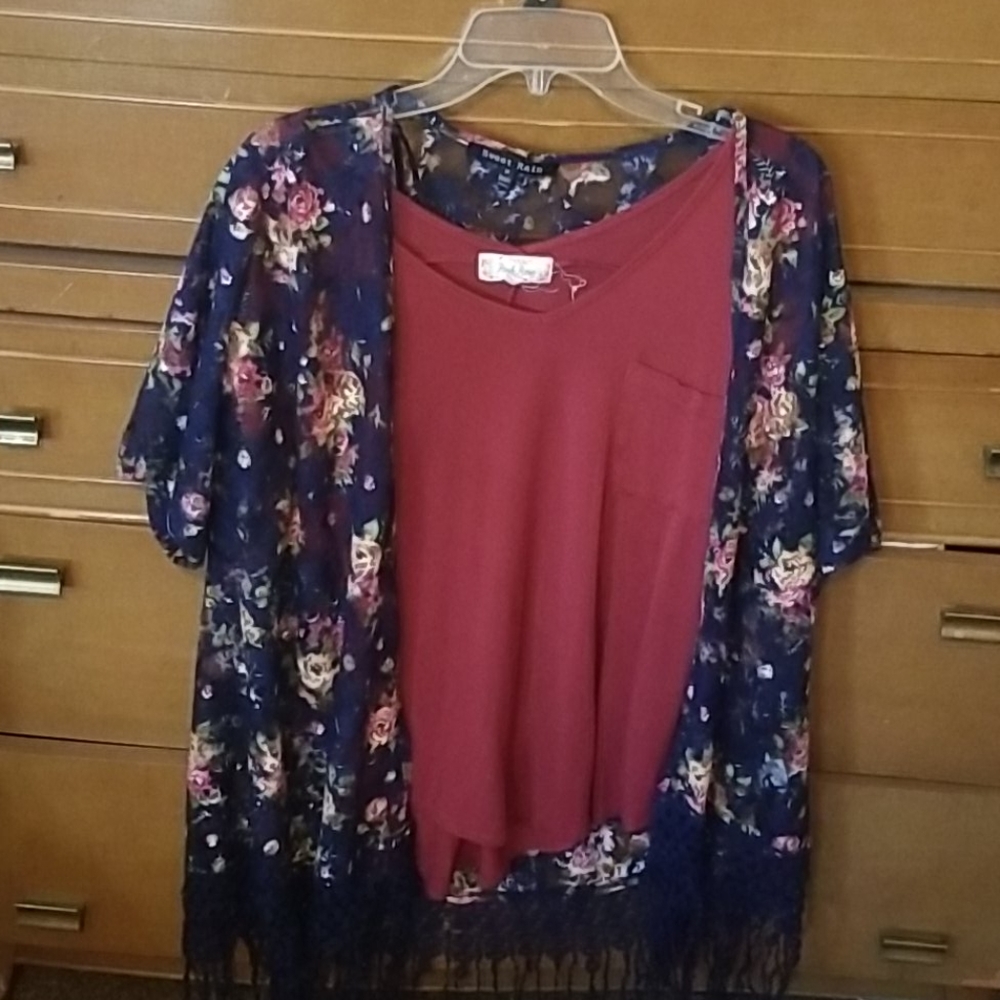 Sweet Rain Floral Kimono